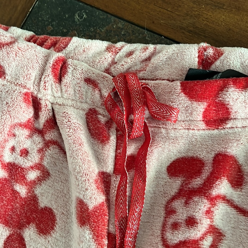 NWT Disney Women's Mickey Mouse Cozy Fuzzy Pajama Loungewear Set Medium Red - Picture 4 of 11